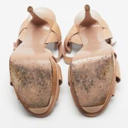 مملوكة مسبقًا صندل ساند لوران نعال سميك تريبوت جلد لامع بيج مقاس 38.5