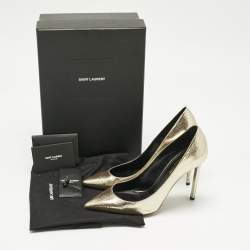 مملوكة مسبقًا Saint Laurent Gold Texture Leather Anja Pointed Toe Pumps Size 39