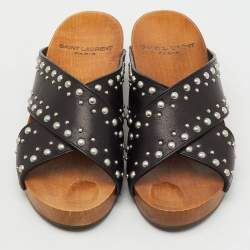 مملوكة مسبقًا صندل سان لوران خشب منصة مزخرفة بأشرطة جلد أسود مقاس 38