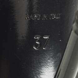 مملوكة مسبقًا Saint Laurent Cassandra Size 37 Black Patent Leather Ankle Strap Sandals