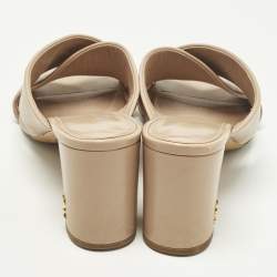 مملوكة مسبقًا Saint Laurent Paris Loulou Size 38.5 Beige Leather Slide Sandals