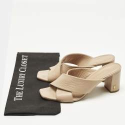 مملوكة مسبقًا Saint Laurent Paris Loulou Size 38.5 Beige Leather Slide Sandals