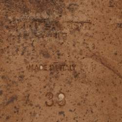 مملوكة مسبقًا حذاء سلايد سان لوران فلات تربيوت جلد بنى مقاس 36