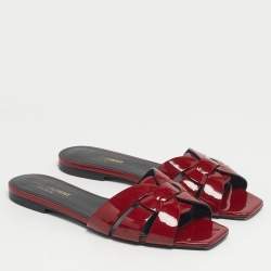 مملوكة مسبقًا صنادل فلات جلد لامع بيج سان لوران مقاس 40