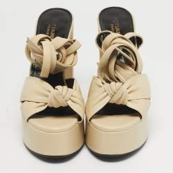 Pre Owned صندل سان لوران بيانكا سير كاحل جلد كريمي مقاس 40