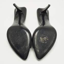 Pre Owned صندل سان لوران LA 16 جلد أسود مقاس 39