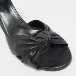 مملوكة مسبقًا Saint Laurent Bianca Size 41 Black Leather Slide Sandals