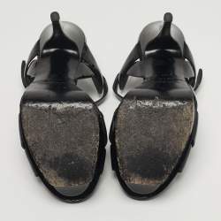 مملوكة مسبقًا صندل سان لوران نعل سميك براءة اختراع جلد أسود مقاس 36