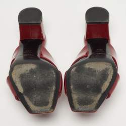 Pre Owned صندل سلايد سان لوران للولو جلد لامع أحمر مقاس 38.5