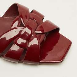 Pre Owned صندل فلات سان لوران باريس "تريبوت" جلد لامع بيج مقاس 38