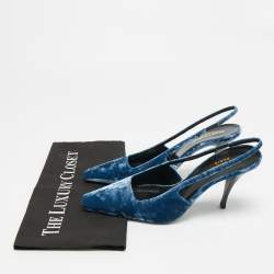 Pre Owned حذاء كعب عالي سان لوران فيلفيت أزرق بحزام خلفي مقاس 38