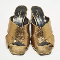 مملوكة مسبقًا Saint Laurent Loulou Size 37 Gold Leather Slide Sandals