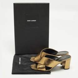 مملوكة مسبقًا Saint Laurent Loulou Size 37 Gold Leather Slide Sandals