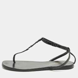 مملوكة مسبقًا Saint Laurent Cassandra Size 37 Black Leather and Patent Leather Flat Sandals