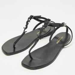 مملوكة مسبقًا Saint Laurent Cassandra Size 37 Black Leather and Patent Leather Flat Sandals