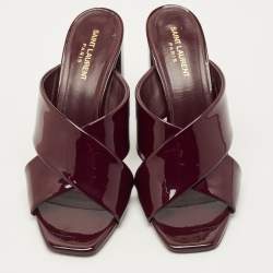 Pre Owned حذاء سلايد سان لوران باريس لو لو جلد عنابي لامع بسيور متعاكسة مقاس 36.5