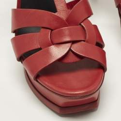 Pre Owned صندل سان لوران باريس تريبوت جلد لامع أخضر مقاس 37