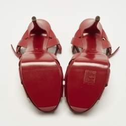 Pre Owned صندل سان لوران باريس تريبوت جلد لامع أخضر مقاس 37