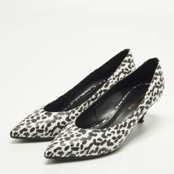 Pre Owned Saint Laurent Charlotte Size 40 Black/White Leather Pointed Toe Pumps