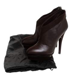 مملوكة مسبقًا حذاء بوت سان لوران باريس نعل سميك حافة سويدي وجلد بني مقاس 39.5