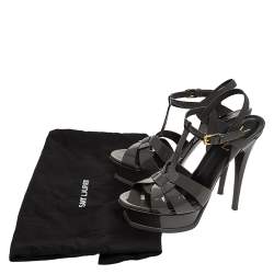 Pre Owned صندل سان لوران نعل سميك Tribute جلد لامع رمادي مقاس 38.5