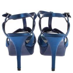 مملوكة مسبقًا صندل سان لوران باريس سيور كاحل تربيوت ساتان أزرق مقاس 40