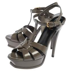 Pre Owned صندل سان لوران باريس "تريبوت" سير كاحل جلد لامع أخضر زيتوني مقاس 39