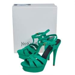 مملوكة مسبقًا صندل سان لوران تريبوت جلد أخضر مقاس 39.5