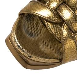 Pre Owned صندل سان لوران تريبيوت جلد بنقشة السحلية ذهبي مقاس 36