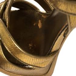 Pre Owned صندل سان لوران تريبيوت جلد بنقشة السحلية ذهبي مقاس 36