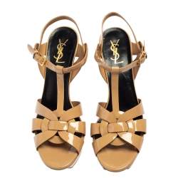 مملوكة مسبقًا صندل سان لوران تريبوت جلد بيج لامع مقاس 41