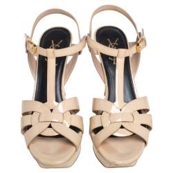 مملوكة مسبقًا صندل سان لوران تريبيوت جلد بيج لامع مقاس 37.5