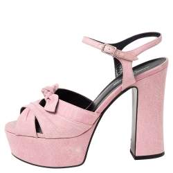 مملوكة مسبقًا صندل سان لوران كاندي كانفاس وردي مزين فيونكة نعل سميك سير كاحل مقاس 39