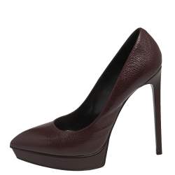 مملوكة مسبقًا حذاء كعب عالي سان لوران مقدمة مدببة جلد نقش سحلية عنابي نعل سميك مقاس 40