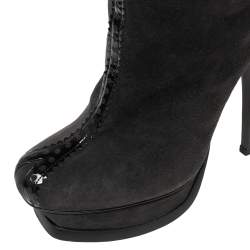 Pre Owned بوت ركبة سان لوران نعل سميك جلد لامع وسويدي رمادي / أسود مقاس 37.5