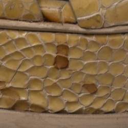 مملوكة مسبقًا Saint Laurent Beige Croc Embossed Leather Tribute Platform Sandals Size 41