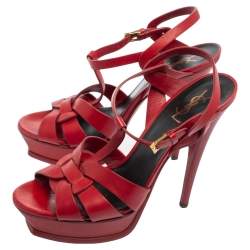 Pre Owned صندل سان لوران تريبوت جلد أحمر نعل سميك مقاس 41