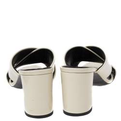 Pre Owned صندل سلايد سان لوران لولو جلد لامع كريمي سيور متعاكسة مقاس 37