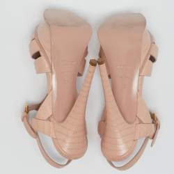 مملوكة مسبقًا صندل سان لوران تريبوت جلد نقشة التمساح بيج نعل سميك مقاس 36