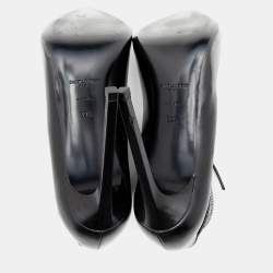 مملوكة مسبقًا Saint Laurent Black Python And Leather Ankle Cuff Pointed Toe Pumps Size 39.5