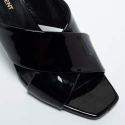 Pre Owned Saint Laurent Black Patent Leather Loulou Slide Sandals Size 38.5