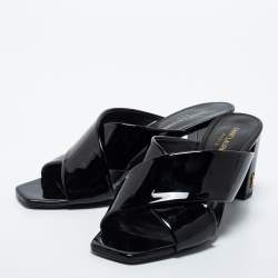 Pre Owned Saint Laurent Black Patent Leather Loulou Slide Sandals Size 38.5