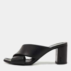 Pre Owned Saint Laurent Black leather Loulou Slide Sandals Size 35.5