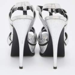 Pre Owned صندل سانت لوران تريبيوت جلد بنقشة السحلية فضي مقاس 36