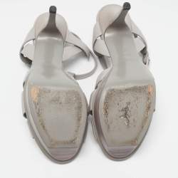 مملوكة مسبقًا Saint Laurent Grey Leather Tribute Platform Sandals Size 38.5