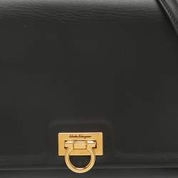 Pre Owned Salvatore Ferragamo Black Leather Trifolio Flap Shoulder Bag