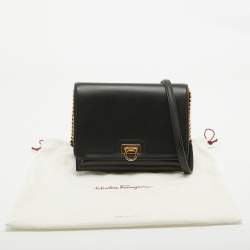 Pre Owned Salvatore Ferragamo Black Leather Trifolio Flap Shoulder Bag