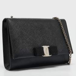 Pre Owned Salvatore Ferragamo Black Leather Vara Bow Chain Bag