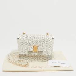 Pre Owned Salvatore Ferragamo White Leather Ginny Crossbody Bag