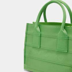 مملوكة مسبقًا Salvatore Ferragamo S Beach Green Canvas Tote Bag